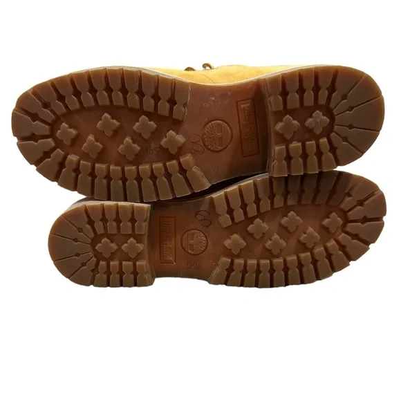 Women’s TIMBERLAND Suede Leather Classic Waterproof Boots, Size 8.5. - Picture 4 of 9